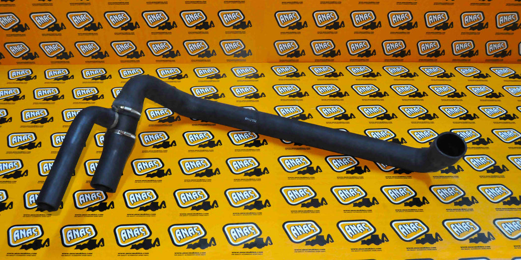 JCB - 834-11148 BOTTOM HOSE TELEHANDER